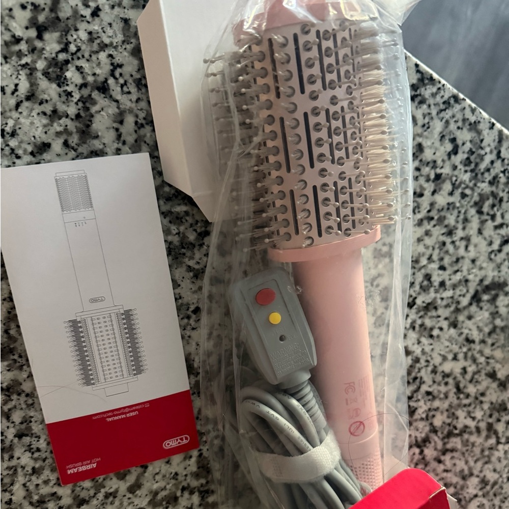 TYMO 4.0 Hair Blow Dryer Brush - Picture 4 of 7